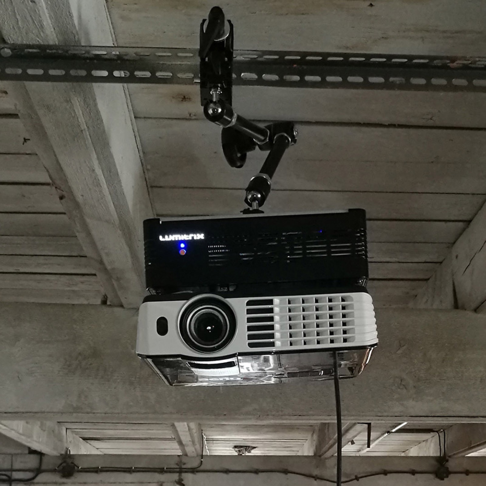 LUMIBOX projection mapping media player — view 7